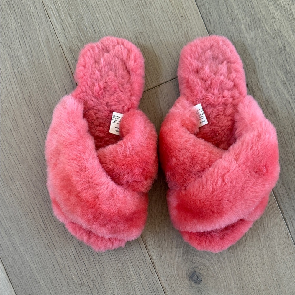 Emu Australia Pink Sherpa Slippers Size 39 (8)